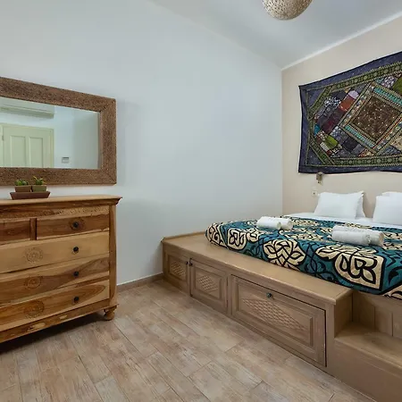 Eleni With Hot Tub And Acropolis View Вилла