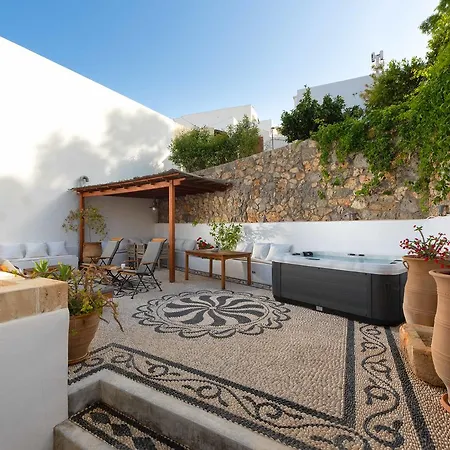 Eleni With Hot Tub And Acropolis View