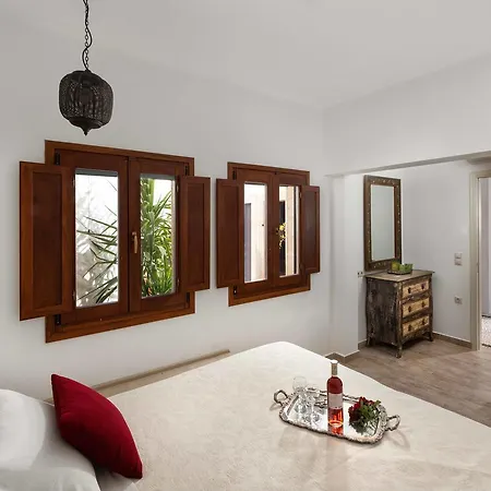 Villa Eleni With Hot Tub And Acropolis View